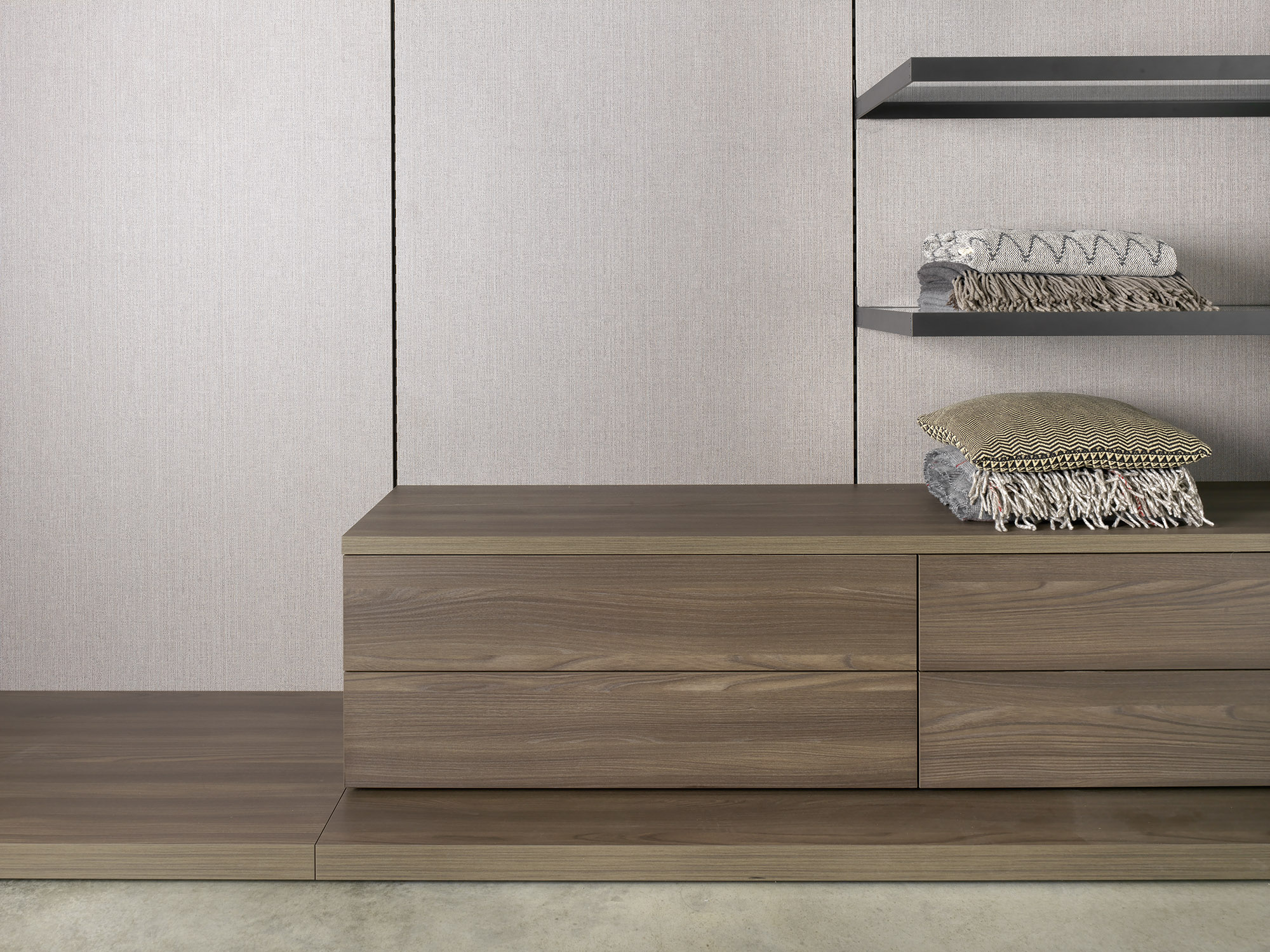 7_FLEX-SM008-Walk-in-wardrobe-Zalf-429520-rel5e5f14fa_2016