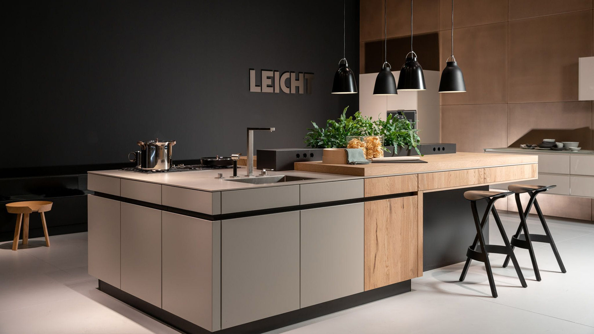 Leicht Kitchen Cabinets