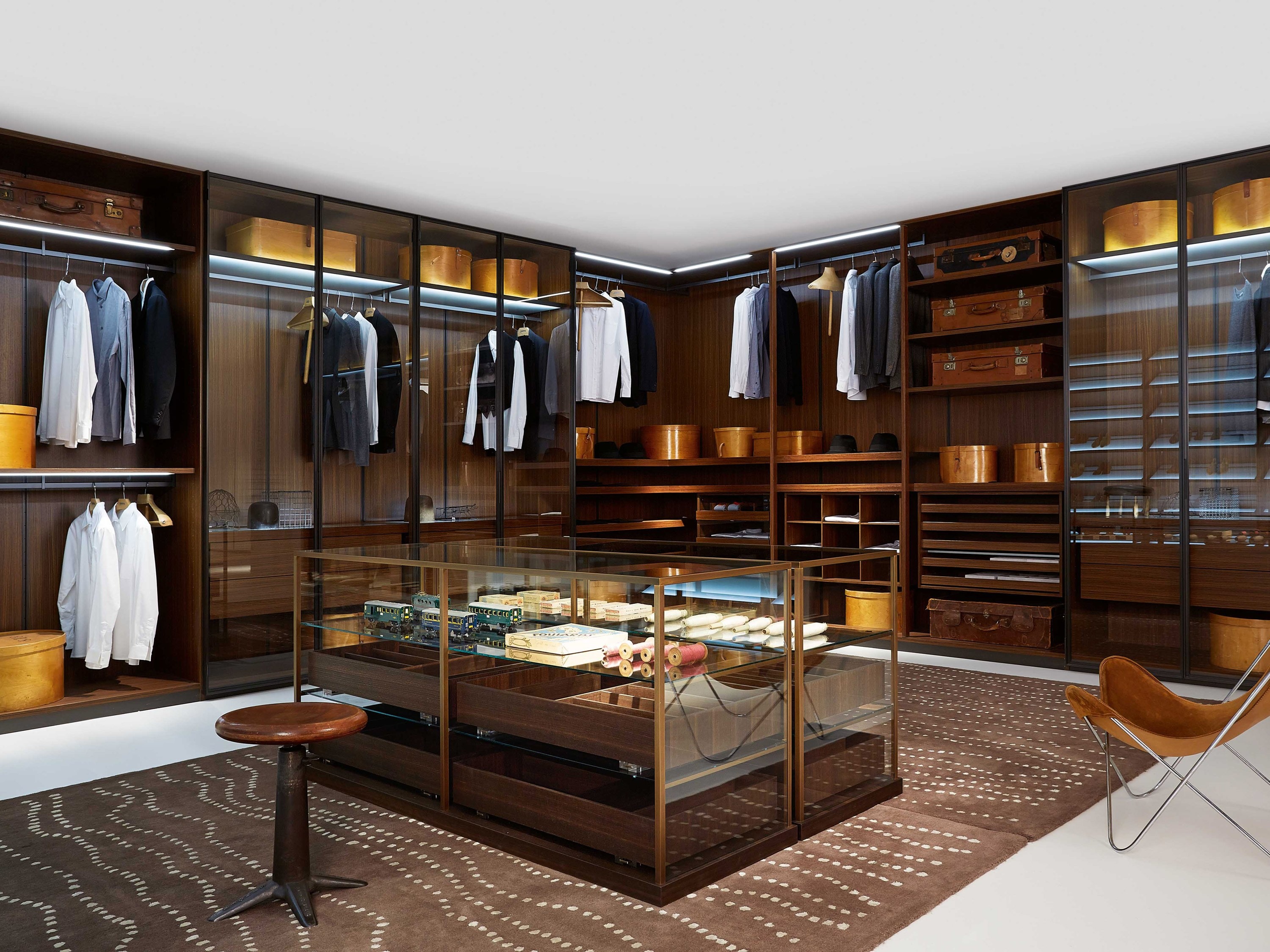 walk in modern wardrobe